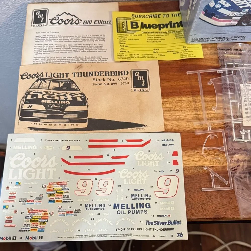 Vintage AMT ERTL 1991 Bill Elliott Coors Light Ford Thunderbird 1:25 Model Kit 9